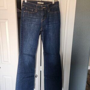 Womens 715 Bootcut Levis Dark Wash Size 28W x 32L